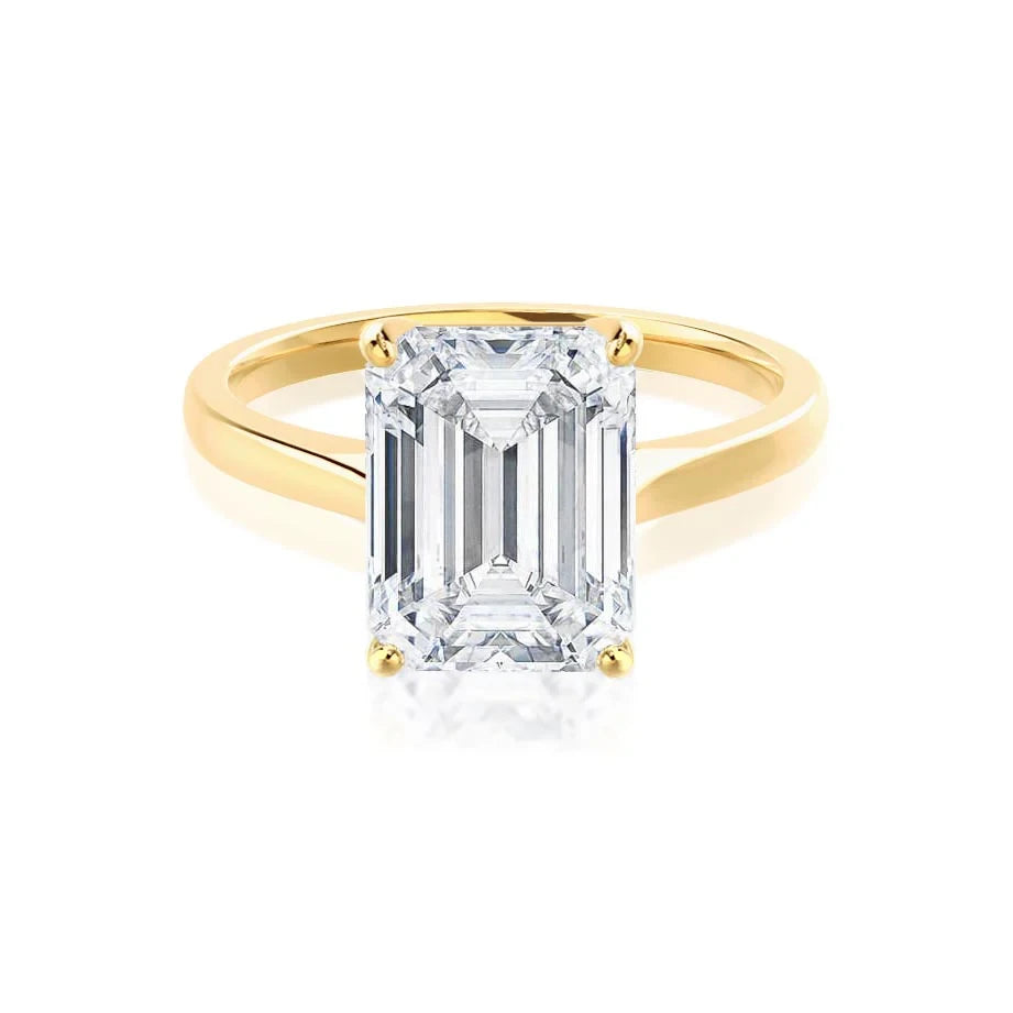 Emerald Elegance Lab Diamond Solitaire – 18k Yellow Gold