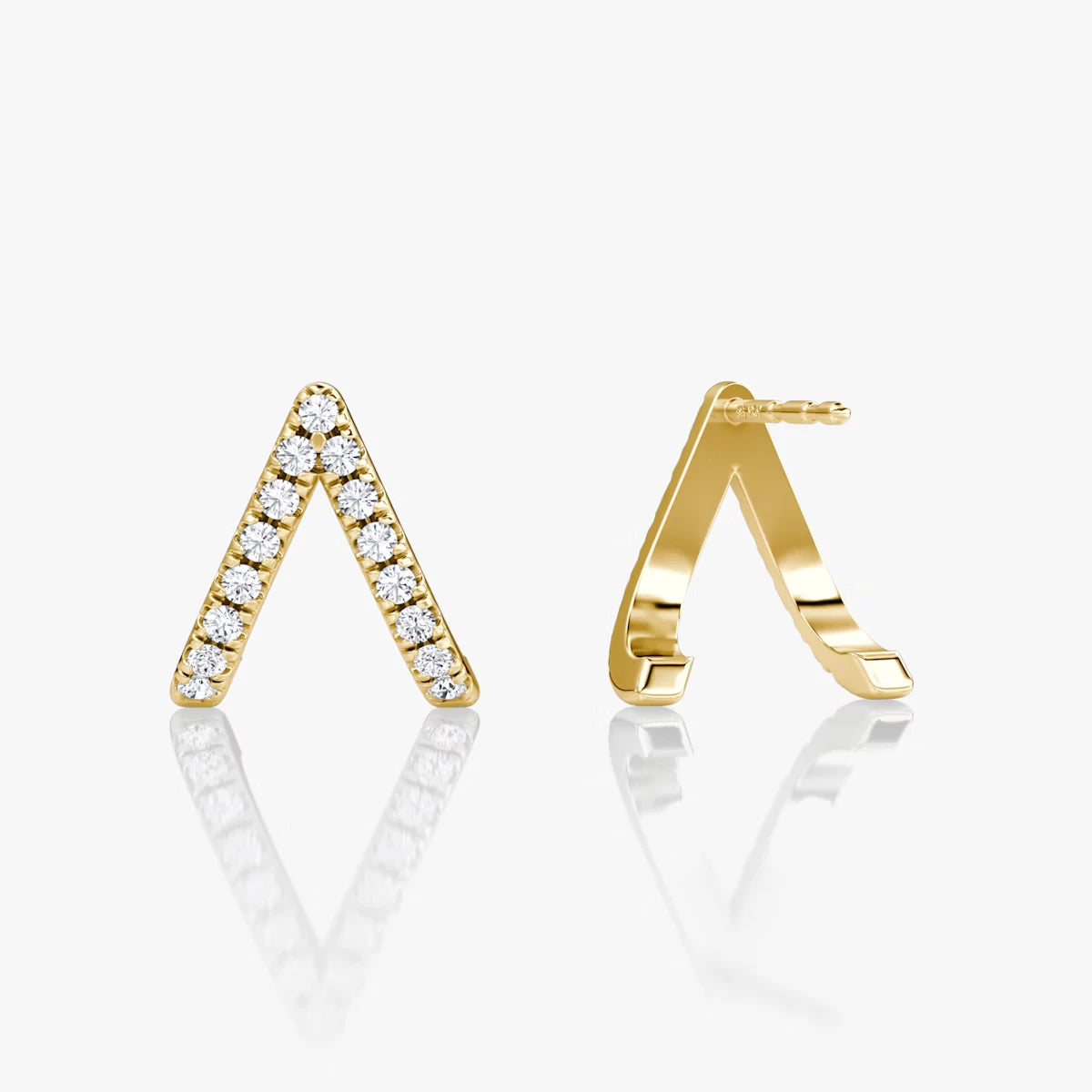 Reversed V Pavé Huggie