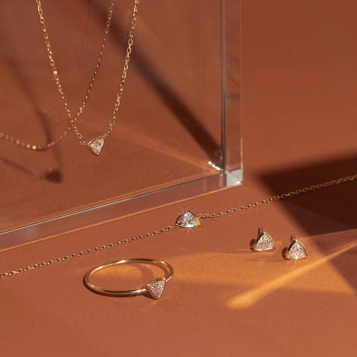 Knife-Edge Bezel Necklace